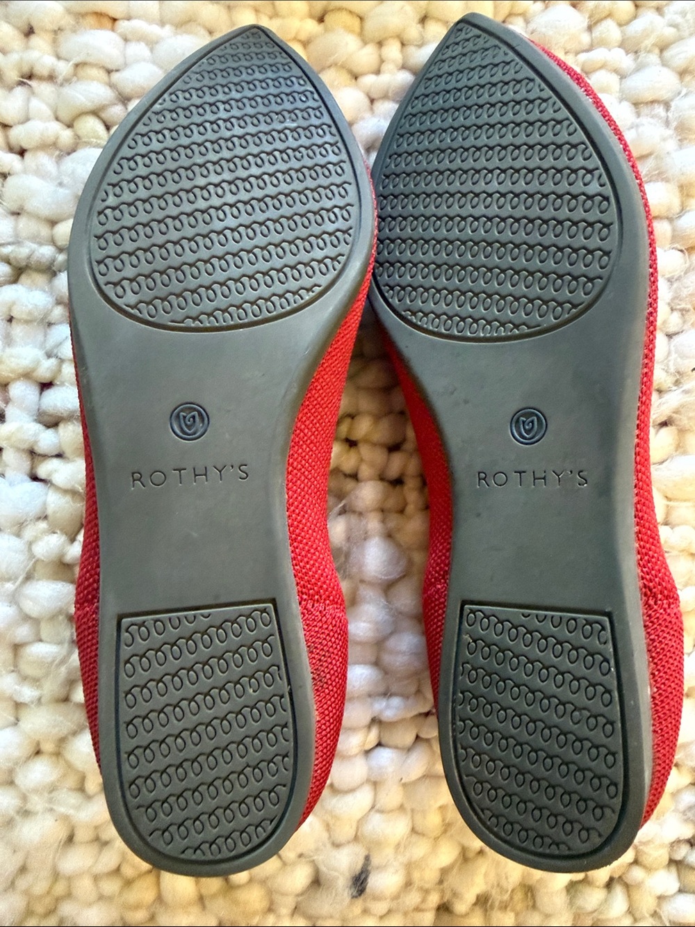 Rothy's Red Pointed Flats size 7.5 - Picture 2 of 4